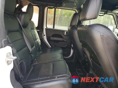 Zdjęcie 10 z 13 samochodu: 2018 JEEP WRANGLER UNLIMITED SAHARA VIN:1C4HJXEG8JW250373 - miniatura