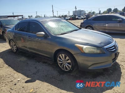 Czwarte zdjęcie samochodu z boku: 2011 HONDA ACCORD EX VIN:1HGCP2F72BA117764 - miniatura