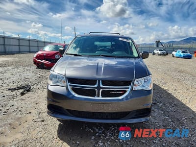 Piąte zdjęcie samochodu w środku: 2016 DODGE GRAND CARAVAN SXT VIN:2C4RDGCGXGR374208 - miniatura