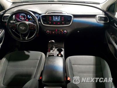 Zdjęcie 8 z 13 samochodu: 2018 KIA SORENTO LX V6 VIN:5XYPGDA53JG373847 - miniatura