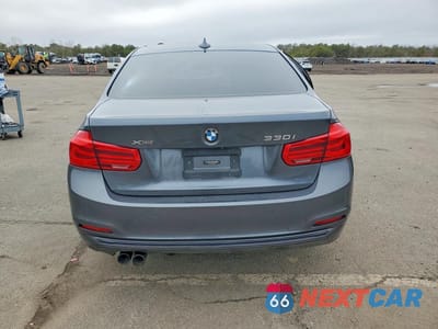Zdjęcie 6 z 12 samochodu: 2018 BMW 330 XI VIN:WBA8D9C58JEB35444 - miniatura