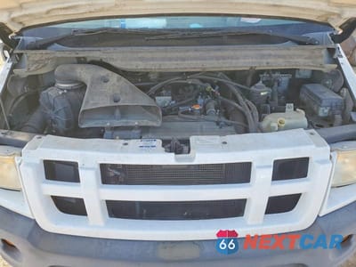 Zdjęcie 12 z 13 samochodu: 2012 ISUZU NPR DELIVERY VAN VIN:JALB4T176C7W00042 - miniatura