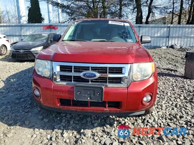 Piąte zdjęcie samochodu w środku: 2008 FORD ESCAPE XLT VIN:1FMCU93168KE81720 - miniatura