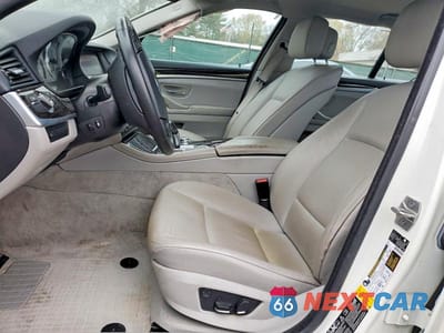 Zdjęcie 7 z 12 samochodu: 2013 BMW 528 XI VIN:WBAXH5C54DDW13617 - miniatura