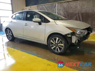 Czwarte zdjęcie samochodu z boku: 2025 NISSAN VERSA SV VIN:3N1CN8EV8SL870590 - miniatura