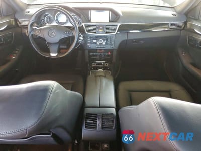 Zdjęcie 8 z 12 samochodu: 2010 MERCEDES-BENZ E 350 VIN:WDDHF5GB8AA060986 - miniatura