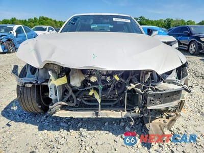 Piąte zdjęcie samochodu w środku: 2022 LEXUS IS 300 BASE VIN:JTHAA1D25N5120968 - miniatura