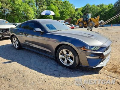 Czwarte zdjęcie samochodu z boku: 2018 FORD MUSTANG VIN:1FA6P8TH9J5110609 - miniatura
