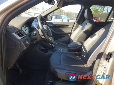 Zdjęcie 7 z 13 samochodu: 2021 BMW X1 XDRIVE28I VIN:WBXJG9C05M5S81031 - miniatura