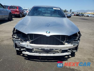 Piąte zdjęcie samochodu w środku: 2022 BMW 530 I VIN:WBA53BH0XNWX57986 - miniatura