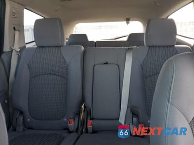 Zdjęcie 10 z 12 samochodu: 2017 CHEVROLET TRAVERSE LS VIN:1GNKRFED0HJ276382 - miniatura