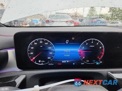 Zdjęcie 9 z 12 samochodu: 2024 MERCEDES-BENZ CLA 250 4MATIC VIN:W1K5J4HB3RN450442 - miniatura