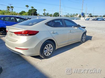Trzecie zdjęcie samochodu z tyłu: 2017 HYUNDAI ELANTRA SE VIN:5NPD74LFXHH181109 - miniatura