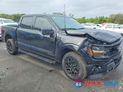 Czwarte zdjęcie samochodu z boku: 2025 FORD F150 XLT VIN:1FTFW3LD1SFB21578 - miniatura