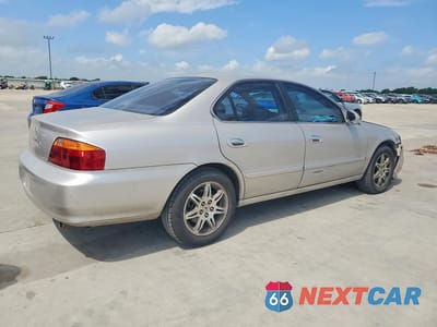 Trzecie zdjęcie samochodu z tyłu: 1999 ACURA 3.2TL VIN:19UUA5643XA017323 - miniatura