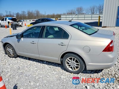 Drugie zdjęcie samochodu z przodu: 2010 FORD FUSION S VIN:3FAHP0GA8AR165816 - miniatura