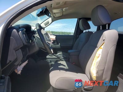 Zdjęcie 7 z 11 samochodu: 2023 TOYOTA TACOMA SR VIN:3TYRX5GN4PT082327 - miniatura