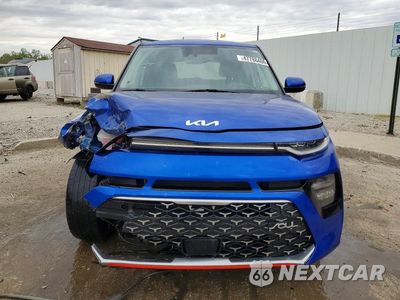 Piąte zdjęcie samochodu w środku: 2022 KIA SOUL TURBO VIN:KNDJ53AF9N7818562 - miniatura