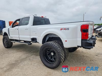 Drugie zdjęcie samochodu z przodu: 2024 FORD F350 SUPER DUTY VIN:1FT8W3DT5REC38255 - miniatura