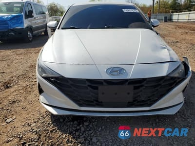 Piąte zdjęcie samochodu w środku: 2023 HYUNDAI ELANTRA SEL VIN:5NPLS4AG8PH097536 - miniatura