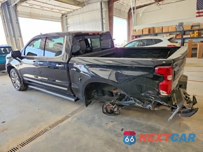 Drugie zdjęcie samochodu z przodu: 2022 CHEVROLET SILVERADO K1500 HIGH COUNTRY VIN:1GCUDJET7NZ604632 - miniatura