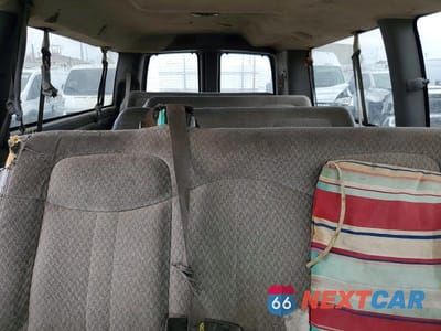 Zdjęcie 10 z 13 samochodu: 2006 CHEVROLET EXPRESS G3500 VIN:1GAHG39U361142375 - miniatura