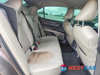 Zdjęcie 10 z 12 samochodu: 2022 TOYOTA CAMRY SE VIN:4T1G11AK3NU060755 - miniatura