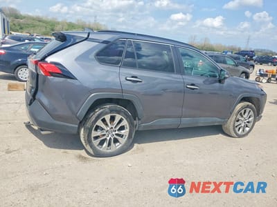Trzecie zdjęcie samochodu z tyłu: 2019 TOYOTA RAV4 LIMITED VIN:2T3N1RFV4KW081335 - miniatura