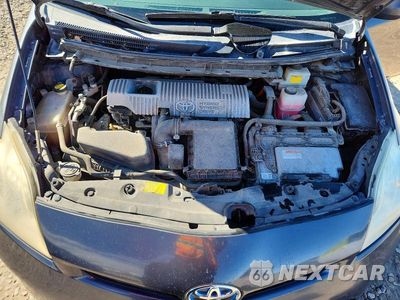 Zdjęcie 11 z 13 samochodu: 2012 TOYOTA PRIUS TWO VIN:JTDKN3DU0C1551052 - miniatura