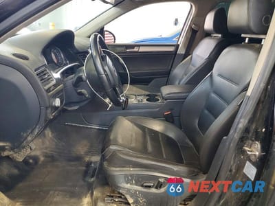 Zdjęcie 7 z 14 samochodu: 2013 VOLKSWAGEN TOUAREG V6 VIN:WVGEF9BP7DD009971 - miniatura