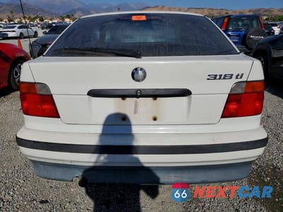 Zdjęcie 6 z 12 samochodu: 1995 BMW 318 TI VIN:WBACG5321SAM50446 - miniatura