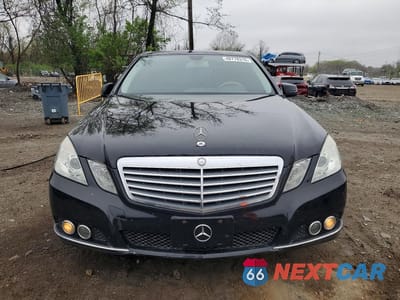 Piąte zdjęcie samochodu w środku: 2011 MERCEDES-BENZ E 350 VIN:WDDHF5GB2BA384842 - miniatura
