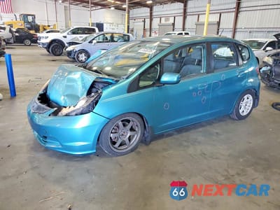 2012 HONDA FIT JHMGE8H37CC010152 - główne zdjęcie licytacji z USA - miniatura