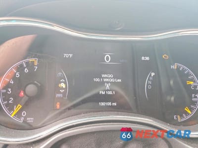 Zdjęcie 9 z 13 samochodu: 2018 JEEP GRAND CHEROKEE LAREDO VIN:1C4RJFAGXJC135425 - miniatura