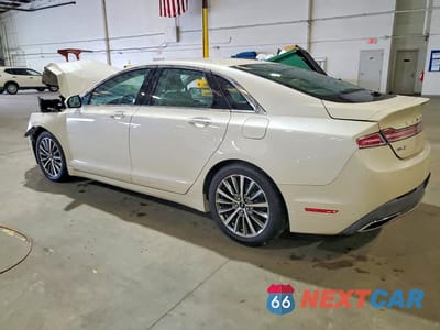 Drugie zdjęcie samochodu z przodu: 2018 LINCOLN MKZ PREMIERE VIN:3LN6L5A9XJR615924 - miniatura