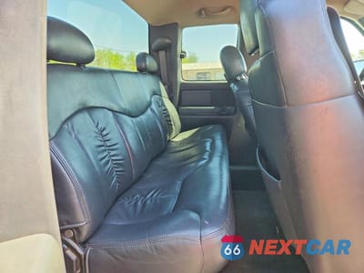 Zdjęcie 10 z 12 samochodu: 1999 GMC NEW SIERRA K1500 VIN:1GTEK19T5XE514426 - miniatura