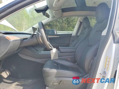 Zdjęcie 7 z 13 samochodu: 2024 TESLA MODEL Y VIN:7SAYGAEE4RF070255 - miniatura