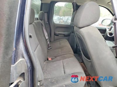 Zdjęcie 10 z 11 samochodu: 2011 CHEVROLET SILVERADO K1500 LT VIN:1GCRKSE3XBZ406043 - miniatura