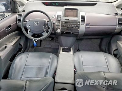 Zdjęcie 8 z 13 samochodu: 2004 TOYOTA PRIUS BASE VIN:JTDKB20U740100569 - miniatura