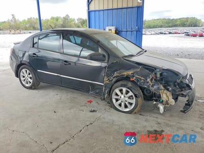 Czwarte zdjęcie samochodu z boku: 2011 NISSAN SENTRA 2.0 VIN:3N1AB6AP0BL682917 - miniatura