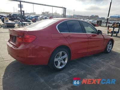 Trzecie zdjęcie samochodu z tyłu: 2015 BMW 328 I VIN:WBA3A5G5XFNS82956 - miniatura