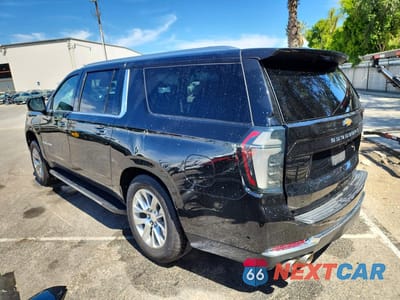 Drugie zdjęcie samochodu z przodu: 2025 CHEVROLET SUBURBAN K1500 PREMIER VIN:1GNS6FRDXSR275851 - miniatura