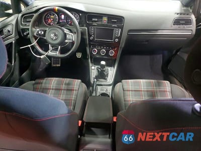 Zdjęcie 8 z 13 samochodu: 2017 VOLKSWAGEN GTI SPORT VIN:3VW547AU0HM022378 - miniatura