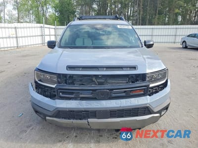 Piąte zdjęcie samochodu w środku: 2026 HONDA PASSPORT TRAILSPORT ELITE VIN:5FNYF9H81TB059077 - miniatura