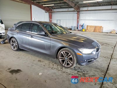 Czwarte zdjęcie samochodu z boku: 2013 BMW 328 XI VIN:WBA3B3C5XDF543436 - miniatura