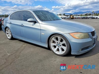 Czwarte zdjęcie samochodu z boku: 2006 BMW 330 I VIN:WBAVB33516KR77635 - miniatura
