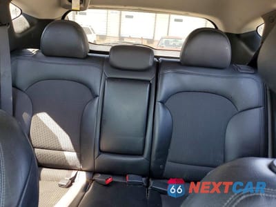 Zdjęcie 10 z 13 samochodu: 2011 HYUNDAI TUCSON GLS VIN:KM8JU3AC0BU129124 - miniatura