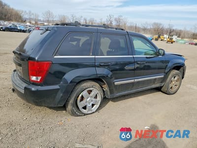 Trzecie zdjęcie samochodu z tyłu: 2005 JEEP GRAND CHEROKEE LIMITED VIN:1J8HR58205C728413 - miniatura