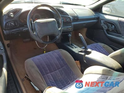 Zdjęcie 8 z 13 samochodu: 1994 CHEVROLET CAMARO Z28 VIN:2G1FP32P2R2169507 - miniatura