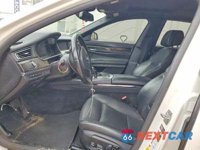 Zdjęcie 7 z 12 samochodu: 2015 BMW 750 I VIN:WBAYA8C56FD825805 - miniatura